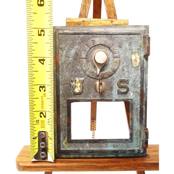 Vintage 1900's Antique Brass US Post Office Mailbox Door - Picture 8 of 8